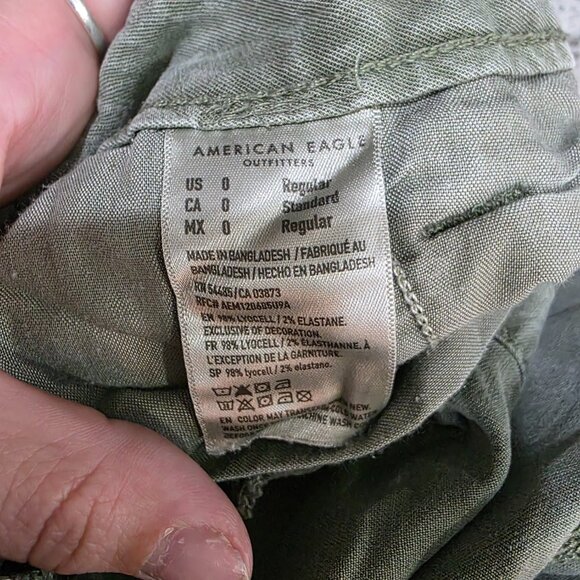 American Eagle High Rise Wide Leg Cargo Pants Women’s 0 Green - Picture 2 of 9